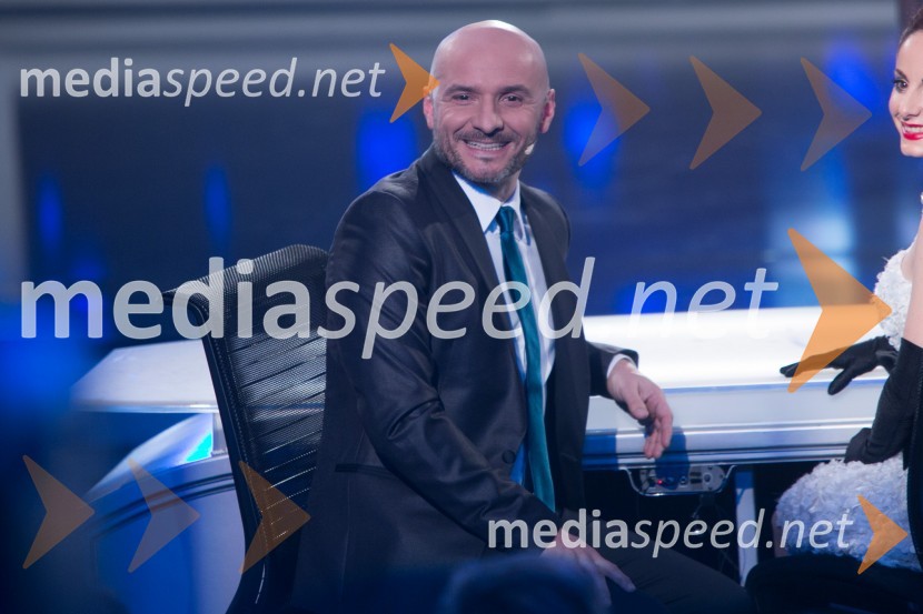  Branko Čakarmiš,  programski direktor Pro PlusaJana Šušteršič je zmagovalka showa Slovenija ima talent 2014
