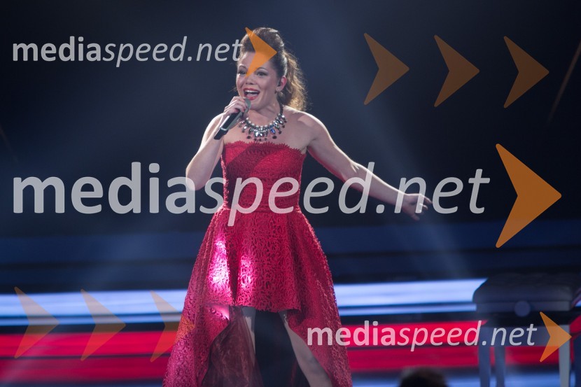  Jana Šušteršič, zmagovalka šova Slovenija ima talentJana Šušteršič je zmagovalka showa Slovenija ima talent 2014
