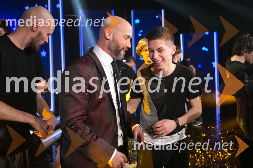  Peter Poles, voditelj;  Steven Rahman, finalist oddaje Slovenija ima talent 2014Jana Šušteršič je zmagovalka showa Slovenija ima talent 2014