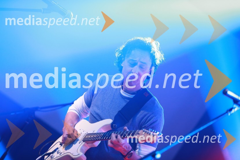  Zdenko Kreitner - Zmaj, skupina Crossroads16. tradicionalna božična čaga: Soul Fingers in Crossroads