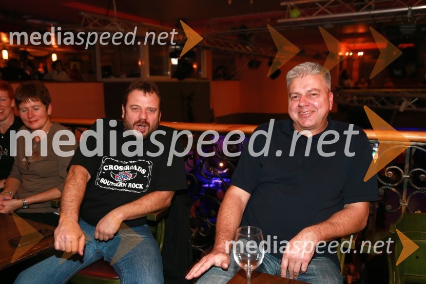  Andrej Borko, pomočnik direktorja Narodnega doma Maribor;  Andrej Verlič, predsednik nadzornega sveta, Pogrebno podjetje Maribor16. tradicionalna božična čaga: Soul Fingers in Crossroads