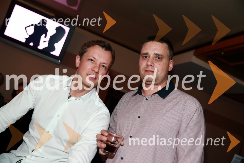  Evgen Likl, izvršni direktor sektorja marketing, Zavarovalnica Maribor d.d.;  Gregor Lednik, Zavarovalnica Maribor16. tradicionalna božična čaga: Soul Fingers in Crossroads