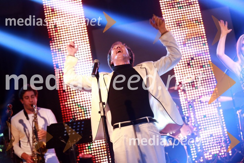 Član skupine Soul Fingers16. tradicionalna božična čaga: Soul Fingers in Crossroads