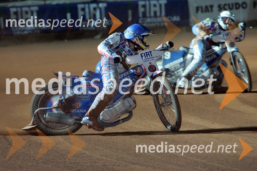 Jason Crump, Avstralija (spredaj) in Hans Andersen, DanskaSPEEDWAY, Speedway Grand Prix - VN Italije 2005 dirka