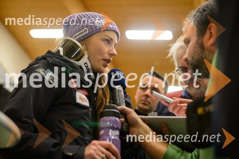  Tina Maze, smučarkaTina Maze druga na nočnem slalomu v Flachauu