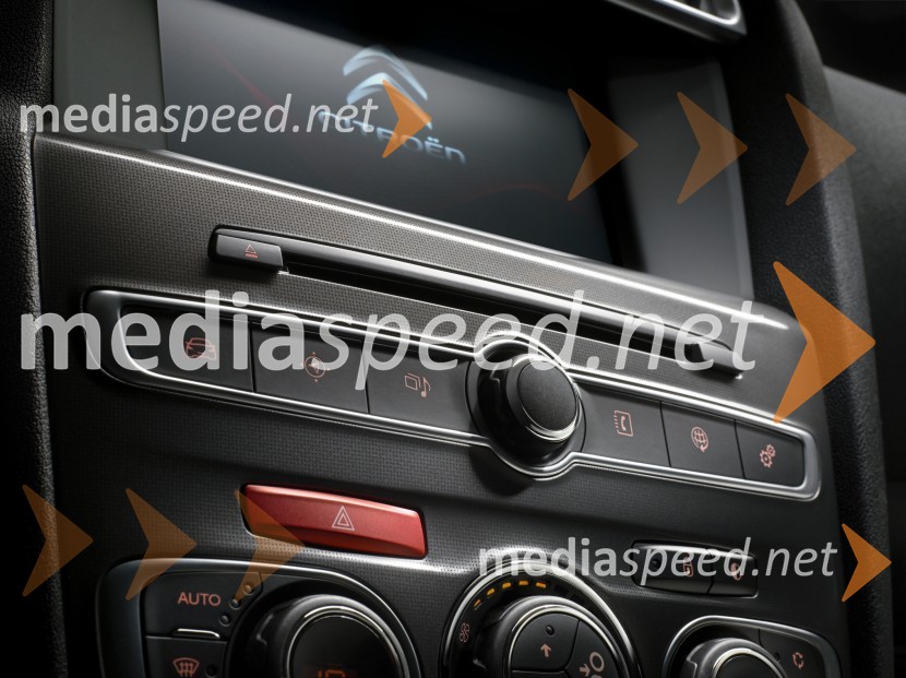 Novi Citroen C4Novi Citroen C4 se bo premierno  predstavljal na 93. Bruseljskem avtomobilskem salonu