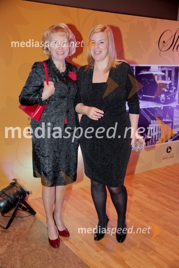  Eva  Košuljandič, hotel Slon;  Nataša  Keršič Razinger, direktorica hotela Kompas Tradicionalno srečanje poslovnih partnerjev hotelov Slon, Lovec in Kompas