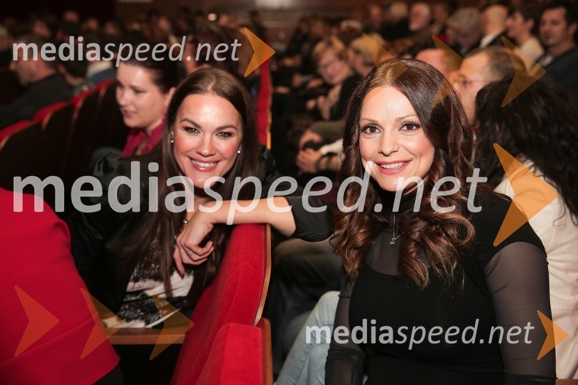  Rebeka Dremelj, pevka;  Natalija Verboten, pevkaKo ko komedija, premiera in VIP zabava