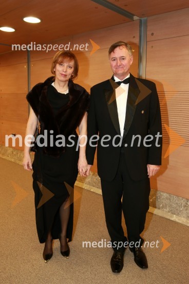  Saša Komadina; prof. dr. Radko Komadina, kirurg, nekdanji strokovni direktor bolnišnice Celje18. Veliki dobrodelni Lions ples
