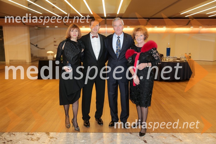  Karin Marter, Studio Moderna;  Uroš Marter, direktor, Arkas;  Peter Marter;  Alenka   Marter, nekdanja guvernerka Lions Distrikta 12918. Veliki dobrodelni Lions ples