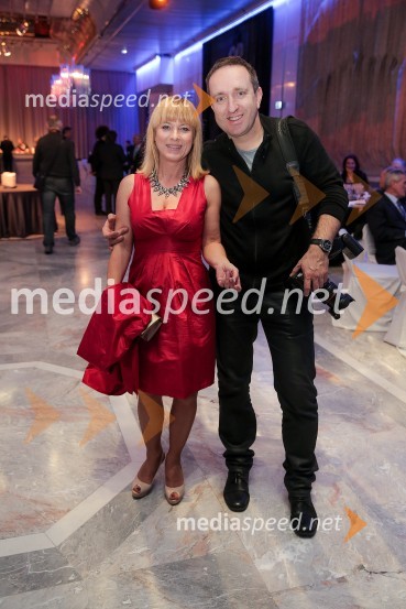  Barbra Jermann, nekdanja urednica revije Suzy;  Borut  Cvetko, kreativni direktor18. Veliki dobrodelni Lions ples