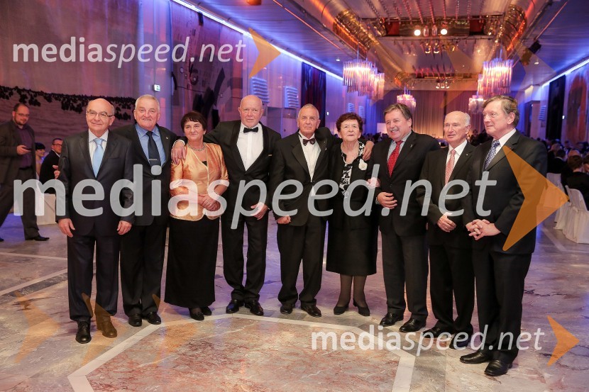  Mitja Rotovnik, nekdanji direktor Cankarjevega doma;  Borut Miklavčič, nekdanji minister za zdravje;  Dunja Mohorič;  Joco Žnidaršič, fotograf;  Janez Lajovic;  Nuša Kerševan, nekdanja županja Ljubljane;  ... ;  Tone Prosenc;  Uroš Lajovic, dirigent18. Veliki dobrodelni Lions ples