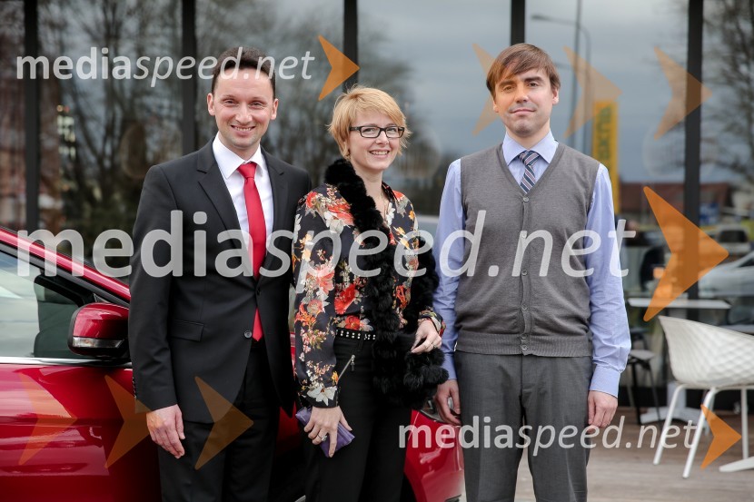  David Jurič, generalni direktor Summit motors Ljubljana;  Katja Hvala, vodja odnosov z javnostmi pri Summit Motors;  Uroš Mihelčič, produktni specialist, Summit motors LjubljanaFord Focus, slovenska predstavitev
