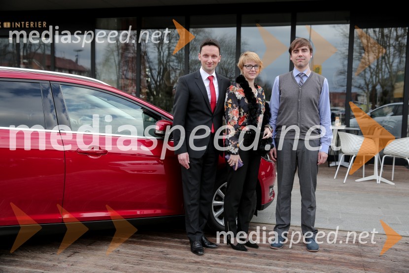  David Jurič, generalni direktor Summit motors Ljubljana;  Katja Hvala, vodja odnosov z javnostmi pri Summit Motors;  Uroš Mihelčič, produktni specialist, Summit motors LjubljanaFord Focus, slovenska predstavitev