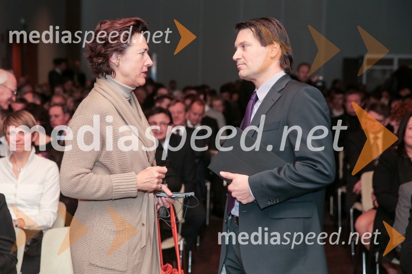  Anunciada Fernández de Córdova, veleposlanica Španije v Sloveniji; mag. Jurij Giacomelli, generalni sekretar NLBMlada managerka 2014 je Tanja Skaza