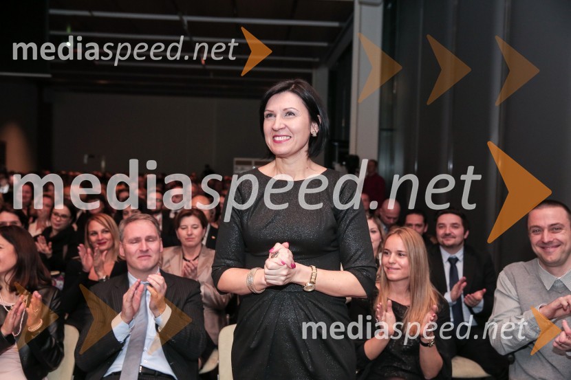  Tanja Skaza, direktorica, Plastika SkazaMlada managerka 2014 je Tanja Skaza
