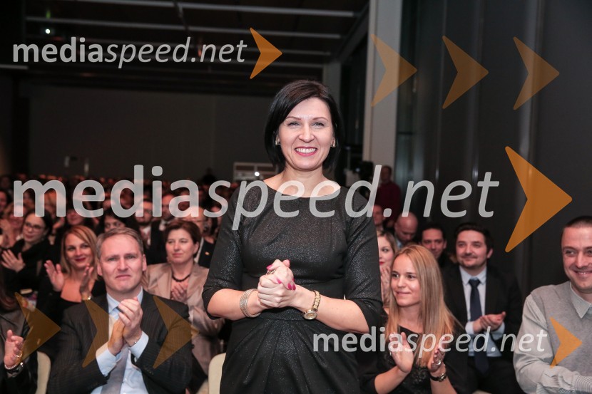  Tanja Skaza, direktorica, Plastika SkazaMlada managerka 2014 je Tanja Skaza