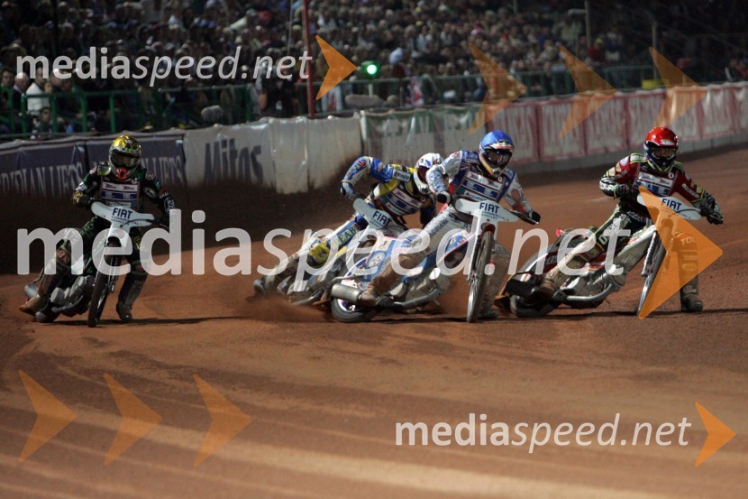 Leigh Adams in Jason Crump, oba Avstralija, Andreas Jonsson, Švedska in Scott Nicholls, Velika BritanijaSPEEDWAY, Speedway Grand Prix - VN Italije 2005 dirka