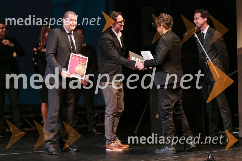  ... ;  ... ;  Aljoša  Bagola, izvršni kreativni direktor Pristop Creative;  ... Outstanding 2014, podelitev nagrad