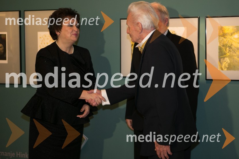 mag. Julijana Bizjak Mlakar, ministrica za kulturo;  Miki Muster, ilustratorPrešernova proslava ob kulturnem prazniku 2015