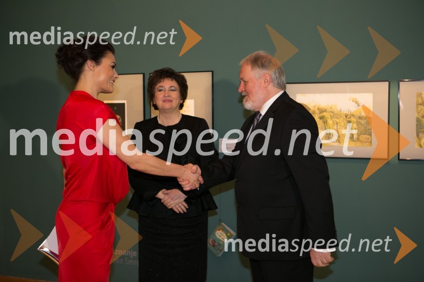  Pia Zemljič, igralka; mag. Julijana Bizjak Mlakar, ministrica za kulturo; prof. dr. Janez Bogataj, predsednik Upravnega odbora Prešernovega skladaPrešernova proslava ob kulturnem prazniku 2015