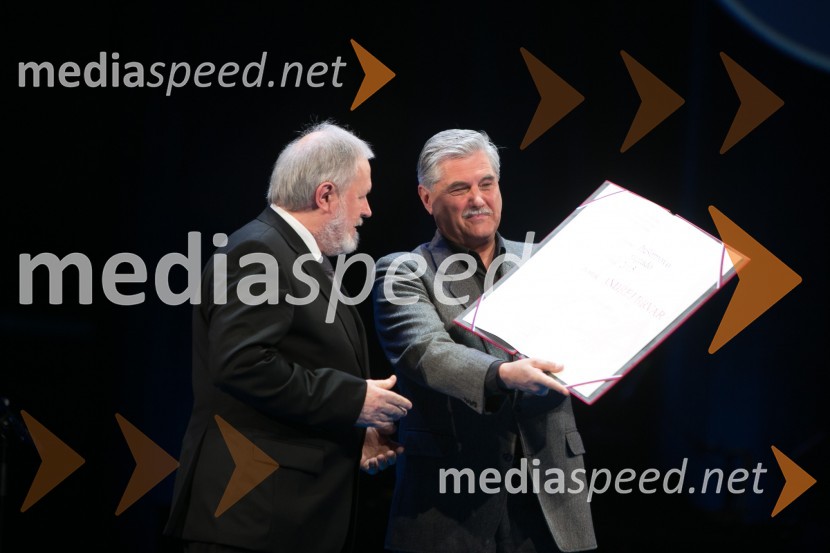 prof. dr. Janez Bogataj, predsednik Upravnega odbora Prešernovega sklada;  Andrej Brvar, pesnik, pisateljPrešernova proslava ob kulturnem prazniku 2015