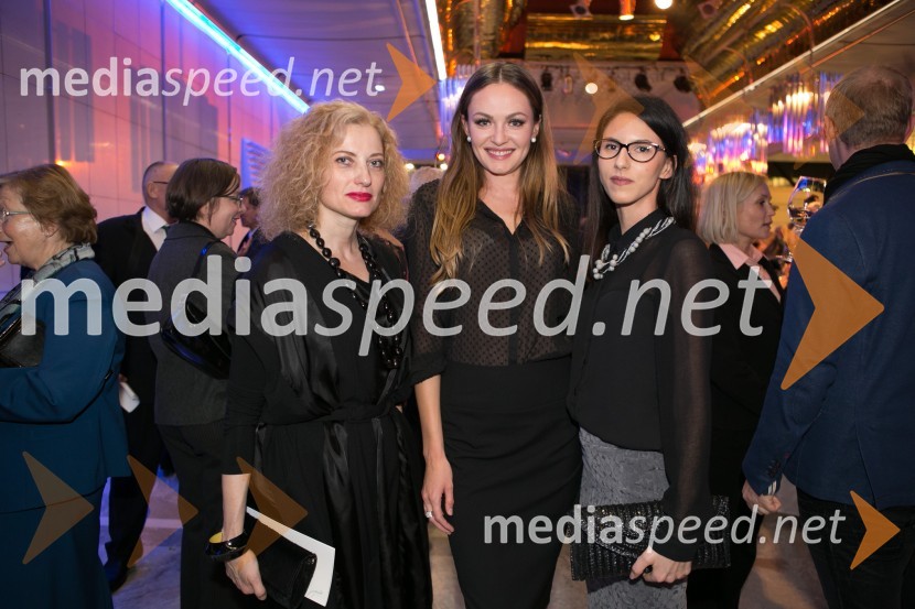  Hermina Kovačič, svetovalka za odnose z javnostmi, Festival Ljubljana;  Iryna Osypenko, menekenka;  Marija Veljanovska Nemec, Festival LjubljanaPrešernova proslava ob kulturnem prazniku 2015