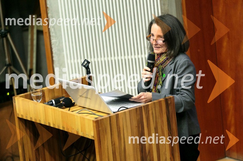  Vida Ogorelec, direktorica, UmanoteraVeliki infrastrukturni projekti v Sloveniji, javni strokovni posvet