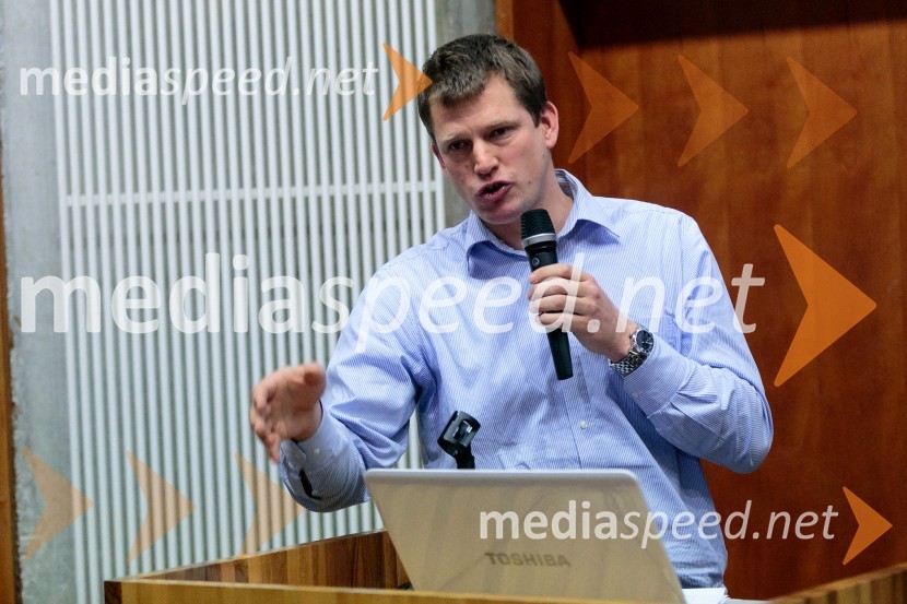 prof. dr. Matej Ogrin,  Oddelek za geografijo, Filozofska fakulteta, Univerza v LjubljaniVeliki infrastrukturni projekti v Sloveniji, javni strokovni posvet