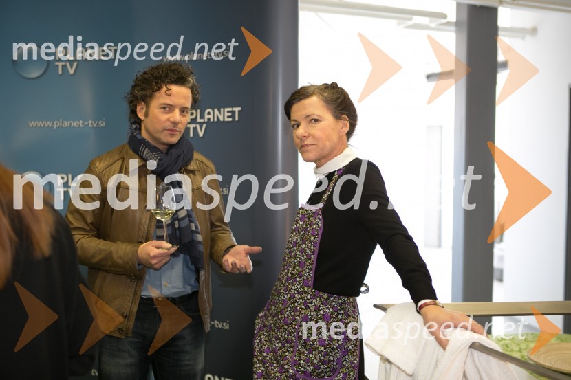  Vojko Belšak, igralec;  Maja Blagovič, igralkaEna žlahtna štorija, snemanje komedije