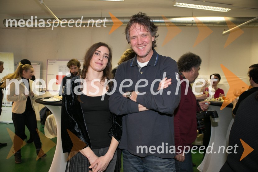  Medeja Novak, igralka;  Tomaž Grubar, MangartEna žlahtna štorija, snemanje komedije