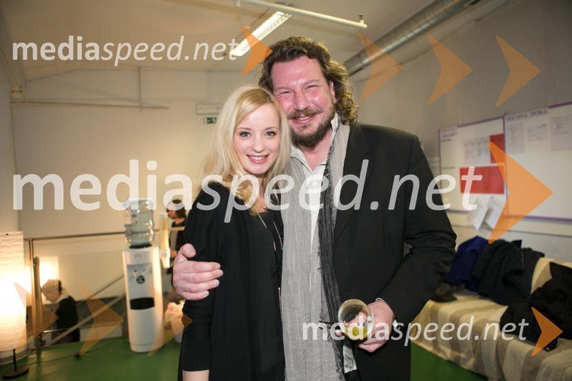  Ajda Smrekar, igralka;  Uroš ZajecEna žlahtna štorija, snemanje komedije