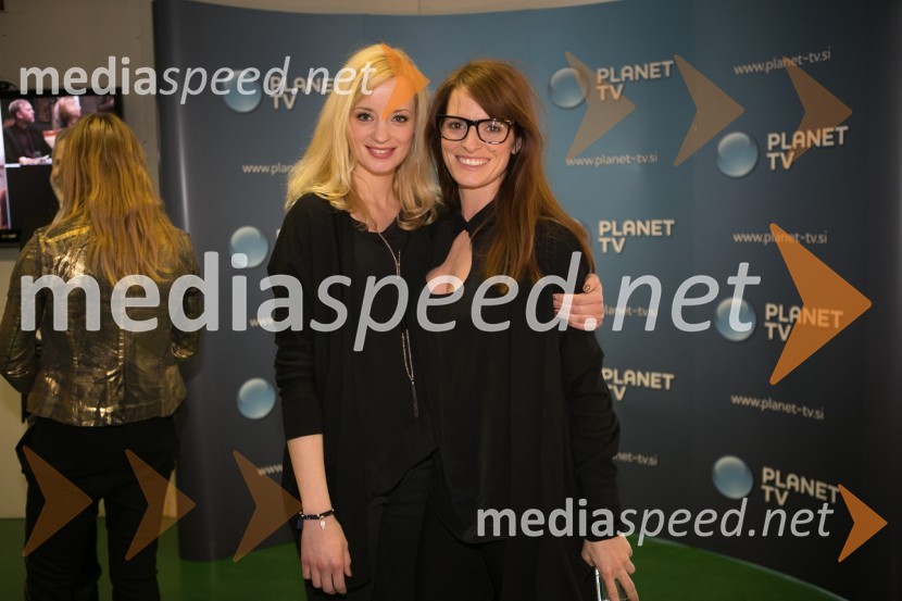  Ajda Smrekar, igralka;  Ana Horvat Dolinar, igralkaEna žlahtna štorija, snemanje komedije