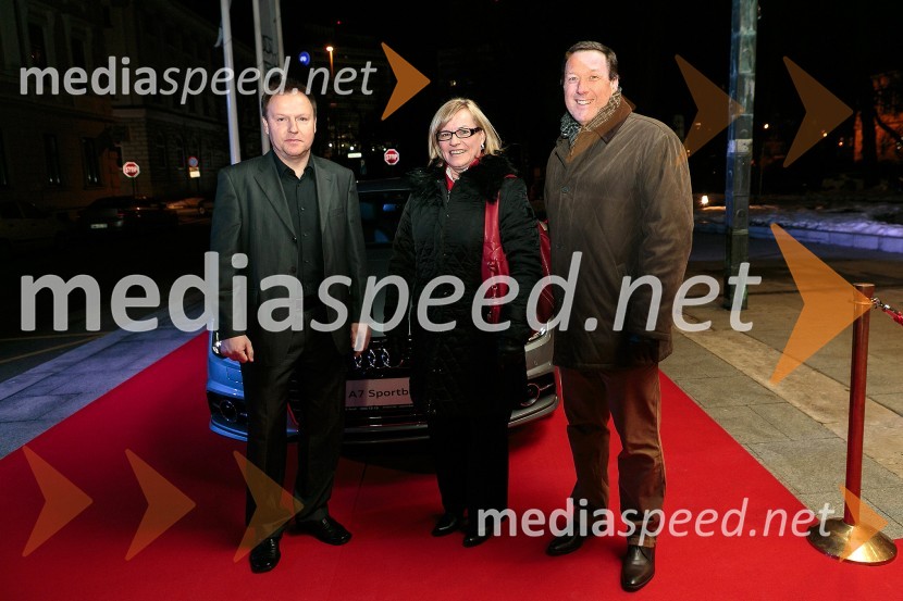  Samo Pagon, vodja marketinga znamke Audi pri podjetju Porsche Slovenija d.o.o.;  Petja Šegatin, Gospodarska zbornica Slovenije;  Sandi ŠegatinPetdeset odtenkov sive, VIP predpremiera filma