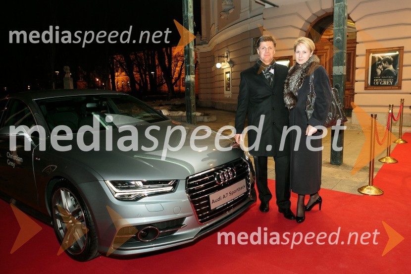  Jernej Dragoš,  direktor znamke Porsche pri podjetju Porsche Slovenija d.o.o.;  Janina Erhart DragošPetdeset odtenkov sive, VIP predpremiera filma