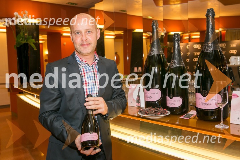 Petdeset odtenkov sive, VIP predpremiera filma