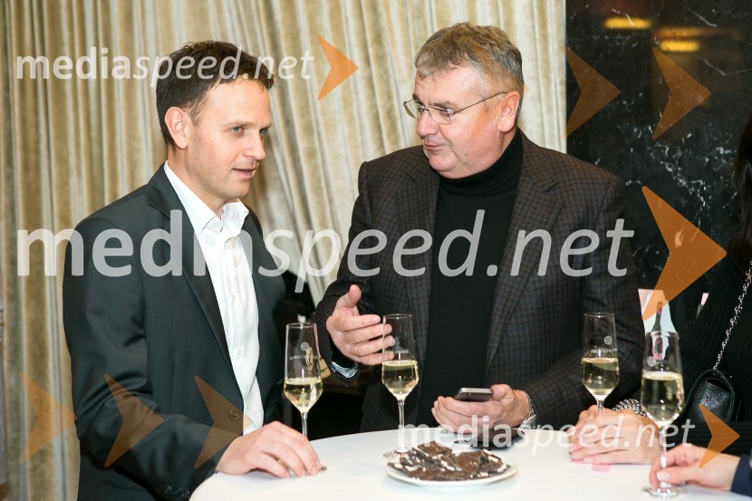  Franci Bolta, direktor znamke Audi pri podjetju Porsche Slovenija d.o.o.;  ... Petdeset odtenkov sive, VIP predpremiera filma