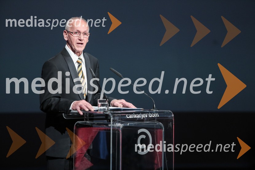  Miroslav Cerar, nekdanji gimnastičar, predsednik Odbora za podeljevanje Bloudkovih priznanj50. podelitev Bloudkovih priznanj za leto 2014