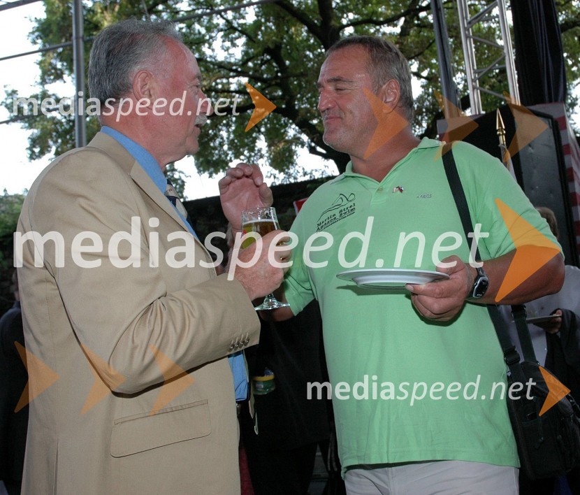 Anton Bebler, profesor na Fakulteti za družbene vede in Martin Strel, ultramaratonski plavalecSprejem ameriškega veleposlaništva ob dnevu ameriške neodvisnosti