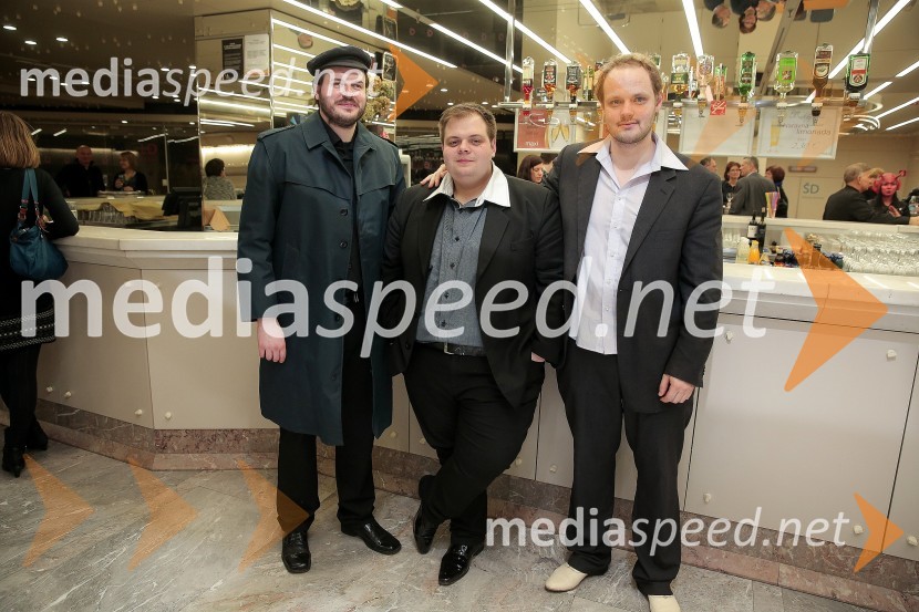  ... ;  Domen Gracej, glasbenik;  ... Gal Gjurin z gosti, Valentinov koncert