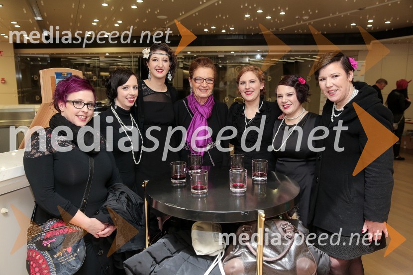  Eva Keber;  Mojca Jazbec;  Neda Cuder;  Elza Budau, pevka;  Karin Cuder;  Ana Mlekuž;  Livija LazarGal Gjurin z gosti, Valentinov koncert