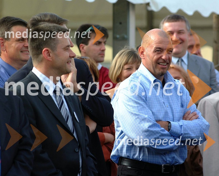 Mirko Tuš, slovenski podjetnik in najbogatejši Slovenec po lestvici revije ManagerMirko Tuš, podjetnik in najbogatejši Slovenec po lestvici, objavljeni v reviji Manager