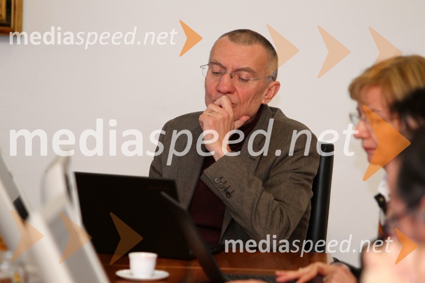 prof. dr.  Danijel Rebolj, rektor Univerze v MariboruUniverza v Mariboru, 14. izredna seja Senata UM