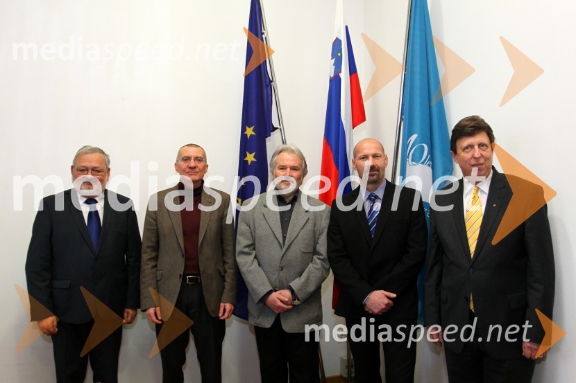 prof. dr. Igor Tičar, Fakulteta za elektrotehniko, računalništvo in informatiko UM; prof. dr.  Danijel Rebolj, rektor Univerze v Mariboru; prof. dr. Samo Bobek, Ekonomsko-Poslovna Fakulteta, Univerza v Mariboru; prof. dr. Niko Samec, dekan, Fakulteta za strojništvo, Univerza v Mariboru; prof. dr. Željko Knez, dekan, Fakulteta za kemijo in kemijsko tehnologijo UMUniverza v Mariboru, 14. izredna seja Senata UM