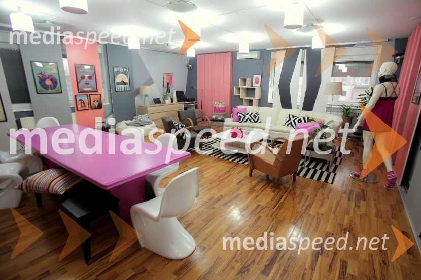 Dnevni prostor in jedilnica, stanovanje showa BarKako izgleda stanovanje showa Bar?