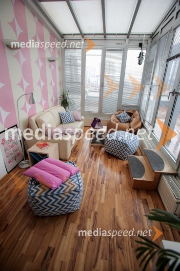 Dnevni prostor, stanovanje showa BarKako izgleda stanovanje showa Bar?