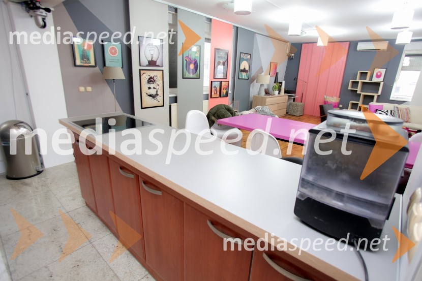 Kuhinja in jedilni prostori, stanovanje showa BarKako izgleda stanovanje showa Bar?