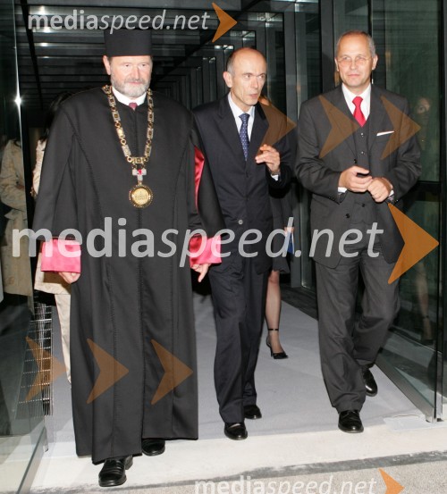 Dr. Ivan Rozman, rektor Univerze v Mariboru, dr. Janez Drnovšek, predsednik republike in Boris Sovič, mariborski župan v letih 1998-200630 let univerze v Mariboru
