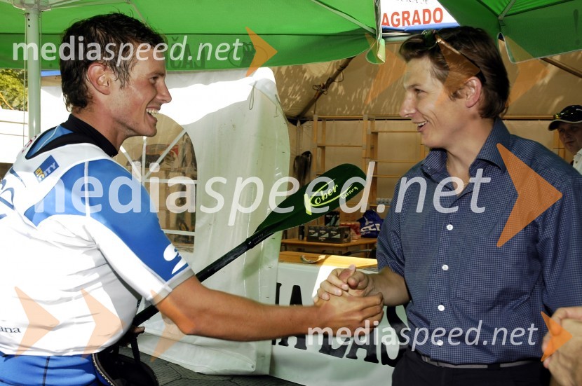 Jure Meglič, kajakaš in Andraž Vehovar podjetnik in nekdanji kajakašSvetovni pokal na divjih vodah v Tacnu