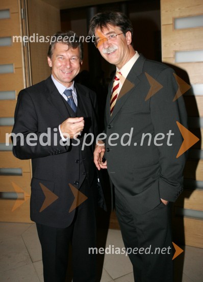 Davorin Kračun, nekdanji slovenski veleposlanik v ZDA in Jožko Čuk, predsednik GZS30 let univerze v Mariboru